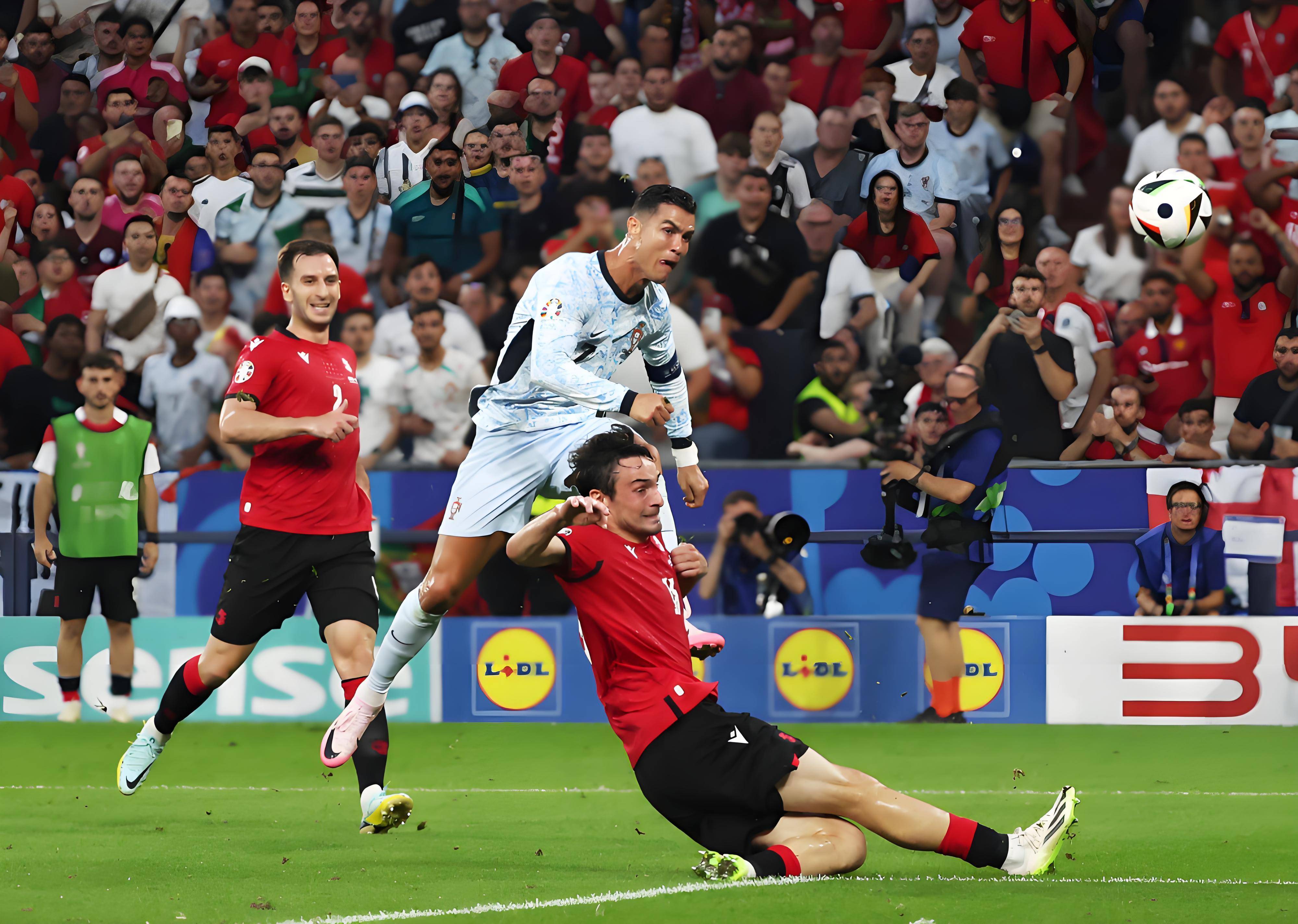 克罗地亚轻取葡萄牙，卡塞米罗统治全场