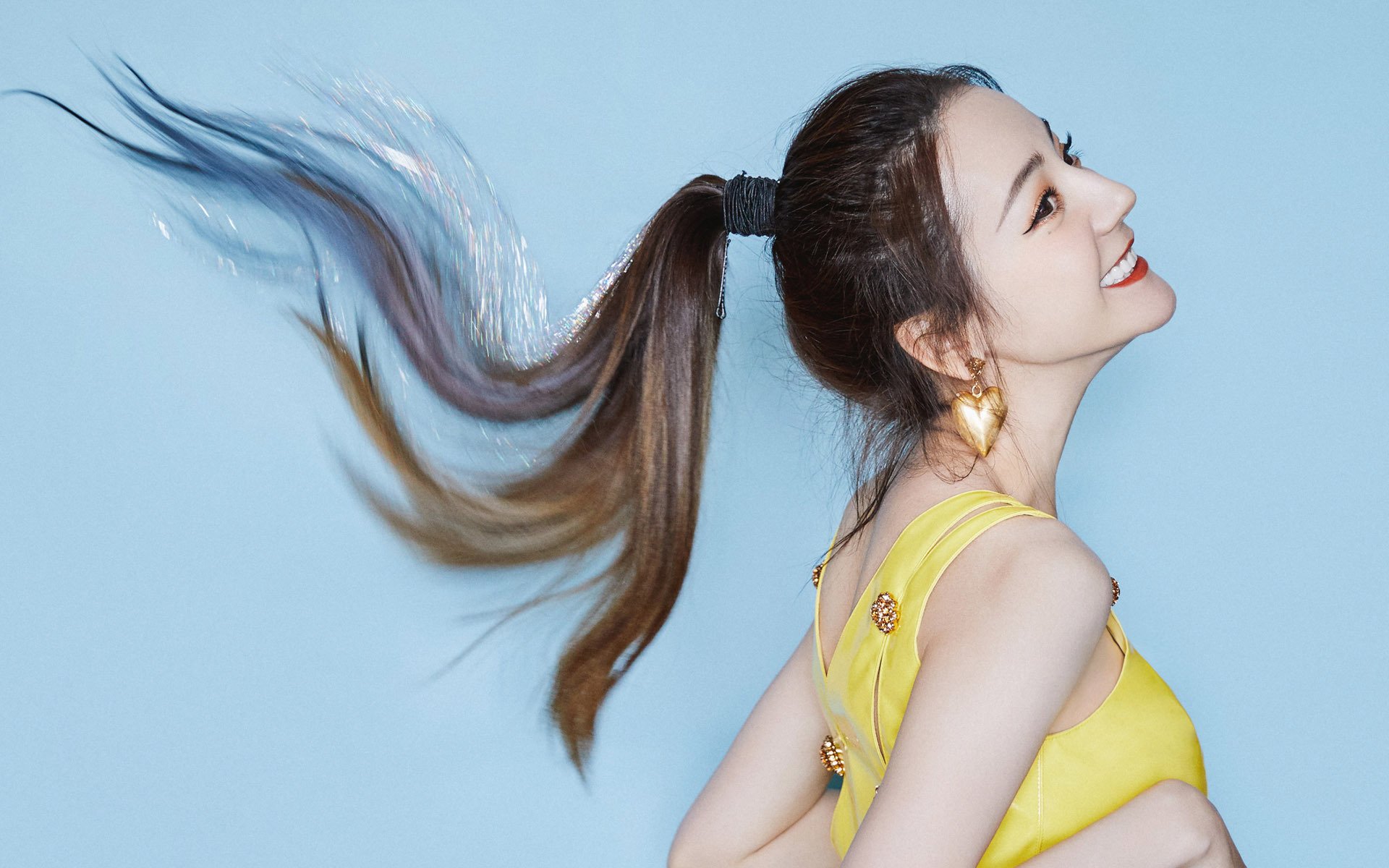 唯一性的闪耀，莱奥在摩纳哥对阵加纳比赛中主宰走向