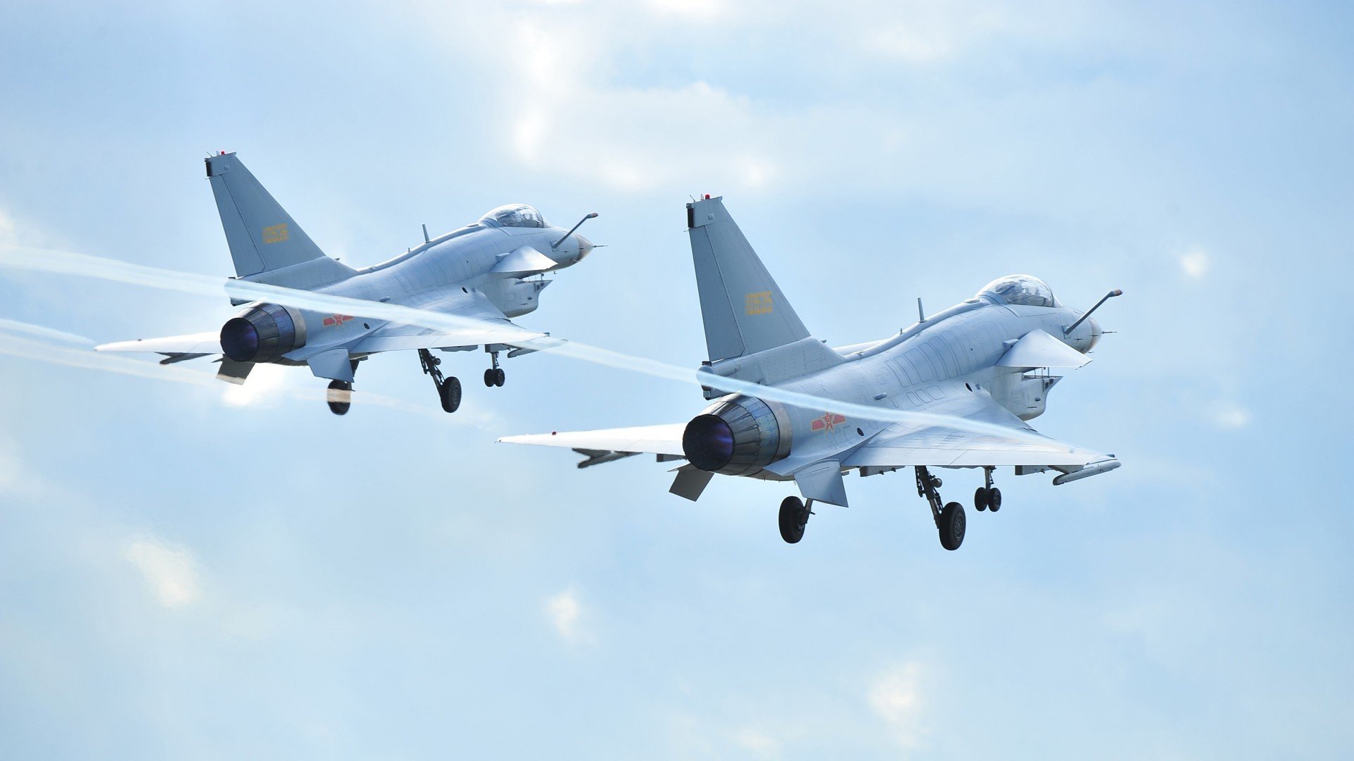 鹈鹕飓风强压马刺,杜兰特化身寂静风暴眼