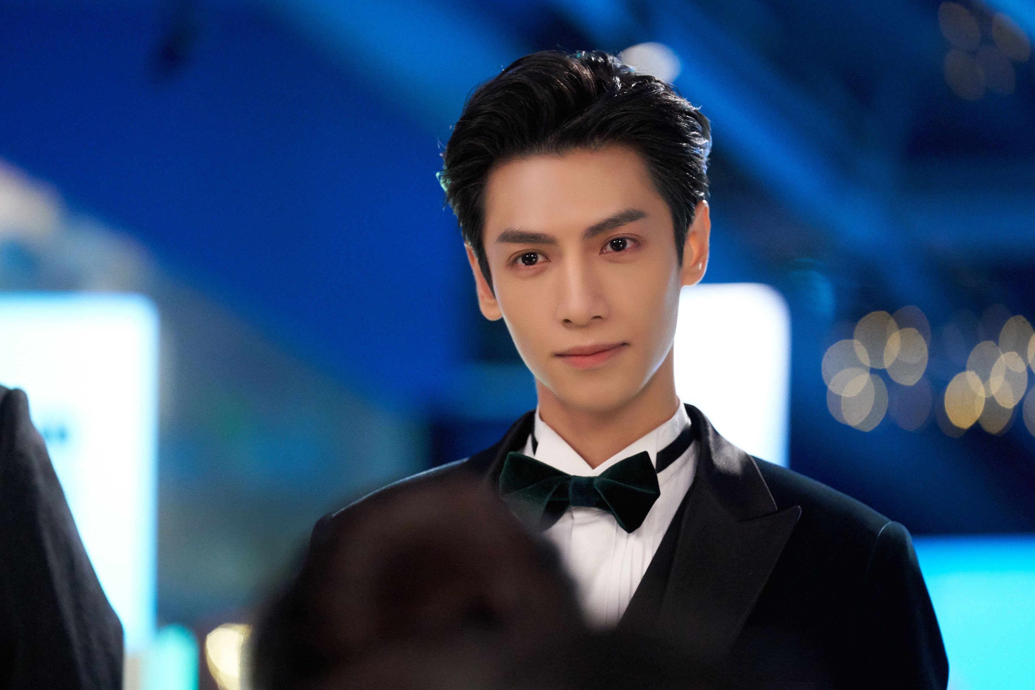 范戴克引擎轰鸣,当F1街道赛上演瑞典式翻盘