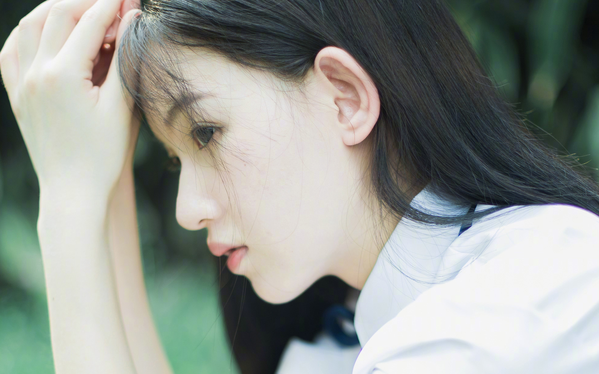 终场绝杀与个人独舞,荷兰惊险取胜,贝林厄姆闪耀全场