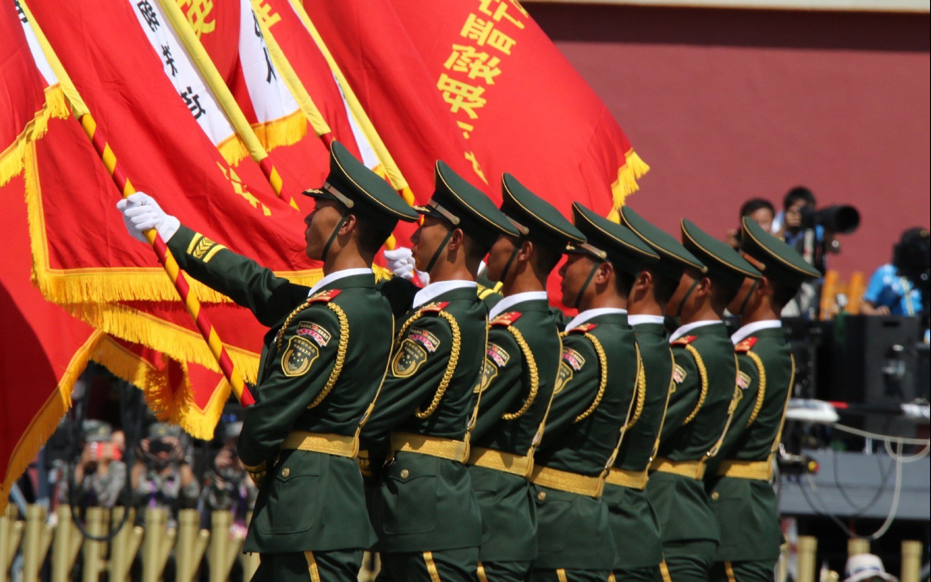 多瑙河铁骑碾过威斯特法伦,卡马文加引擎轰鸣,奥地利书写黄金一代序章