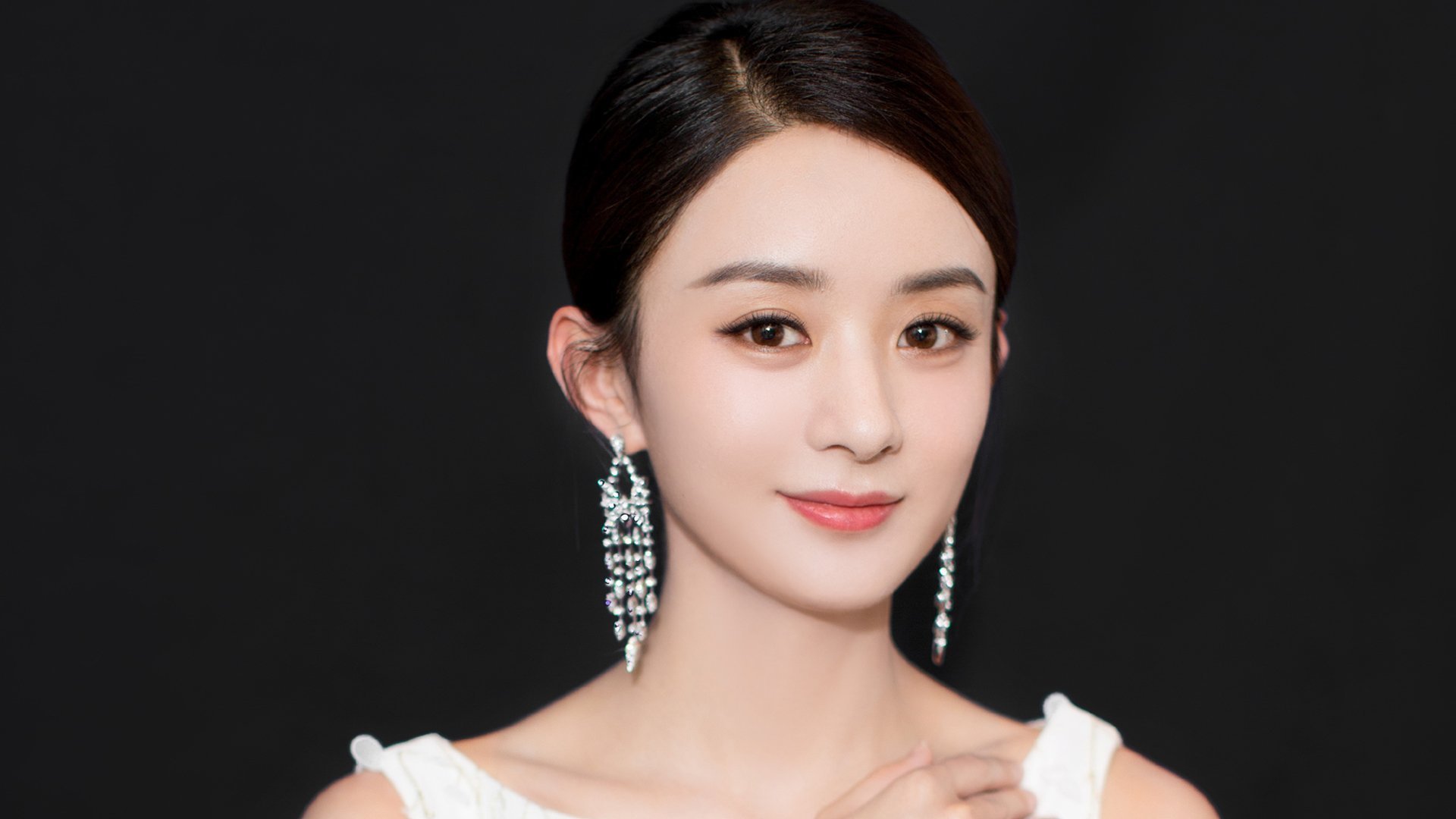 新神立威！文班亚马39+16只手遮天，奇才爆冷终结独行侠连胜神话 年度焦点战成法国内线独角戏，华盛顿的非卖品用历史级表现宣告时代更迭